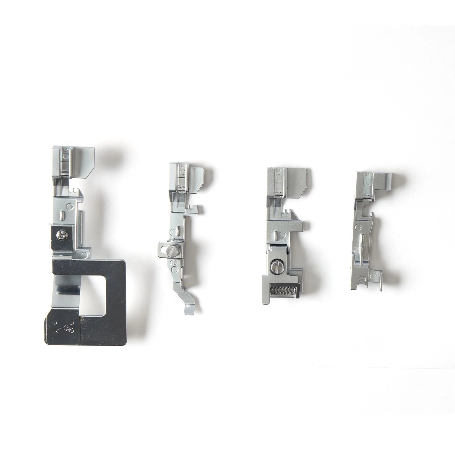 HUSQVARNA® VIKING® AMBER™ Air S | 300 Overlock Machine - Image 15