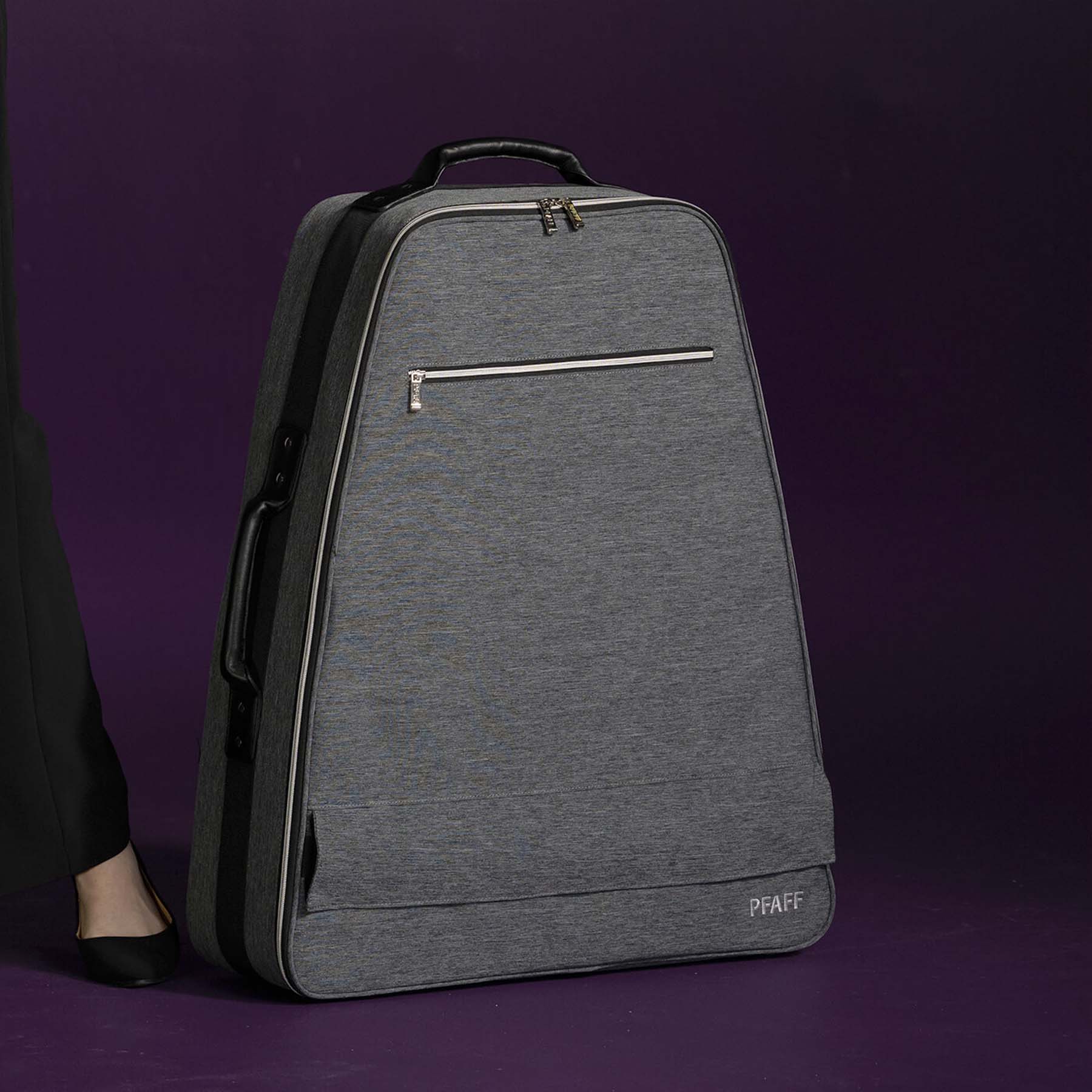 PFAFF® creative icon™ 2 Luxe Embroidery Case